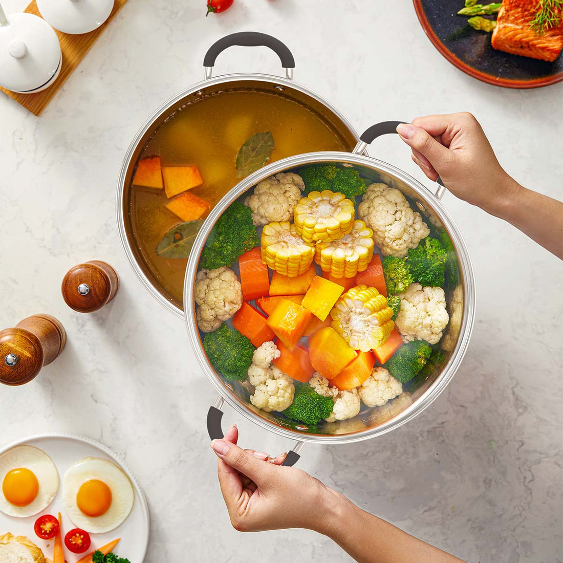Stainless Steel Steamer Pots Image1 b284b92a-ff1f-4706-b886-0fbeb406898b