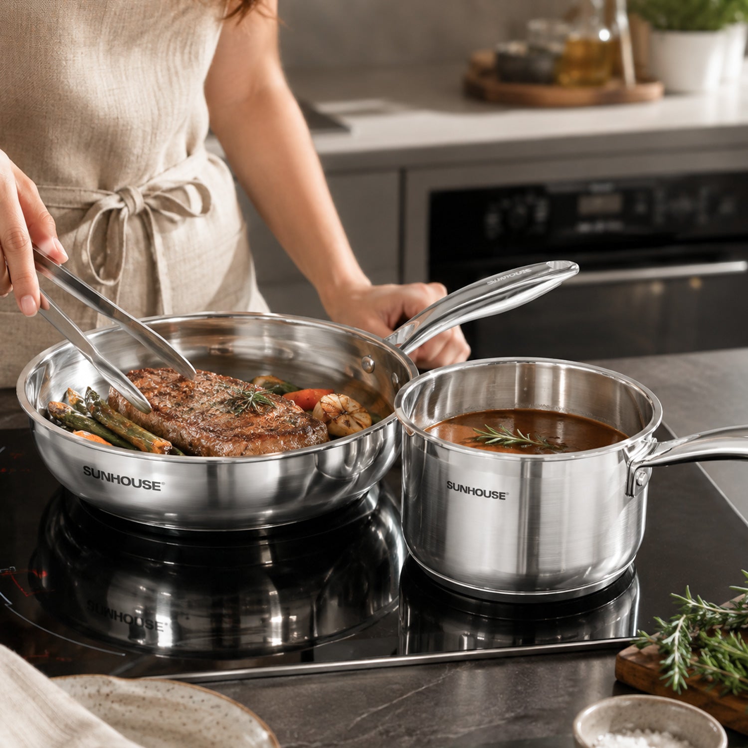  Signature Cookware Set 02