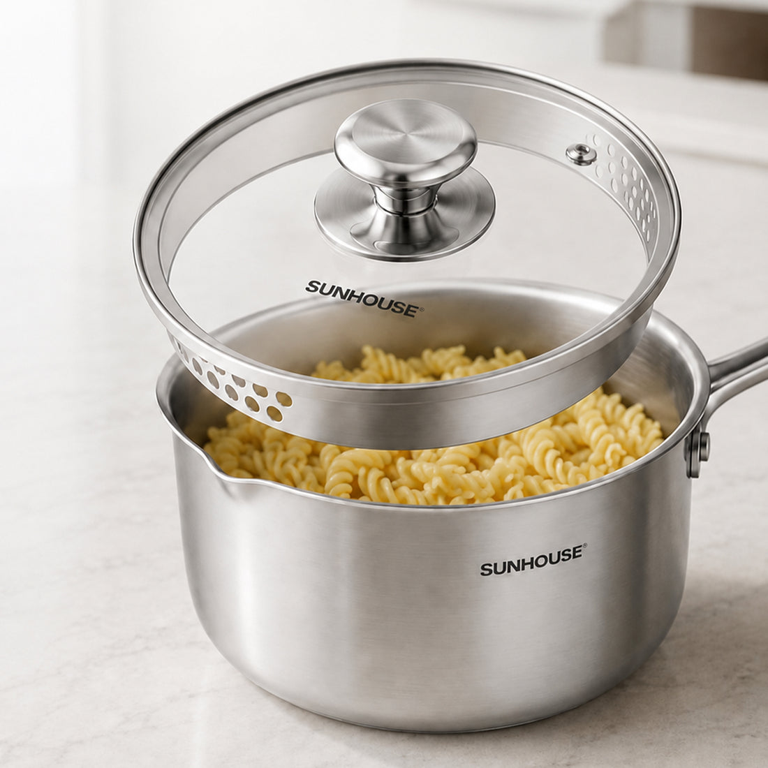 Strainer Lid & Integrated Pour Spout
